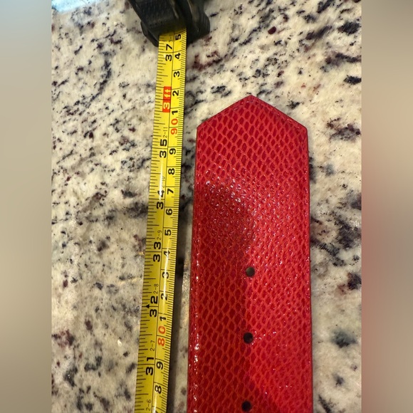 NWT Small White House/black market reversible belt. A322 - Picture 6 of 6